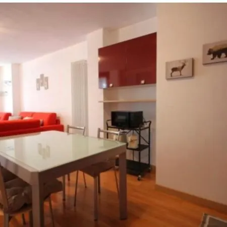 Alpine Escape Apartment Sestriere